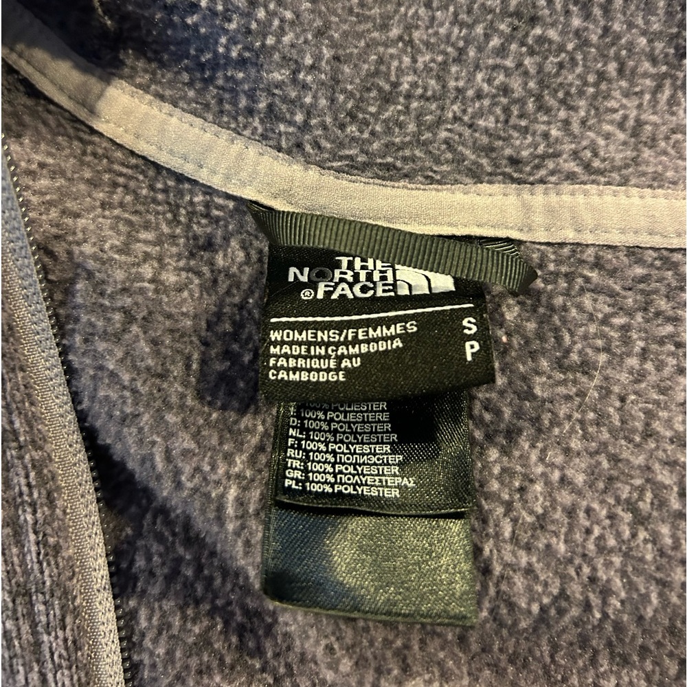 The North Face purple 1/4 zip jacket size S - Picture 4 of 4